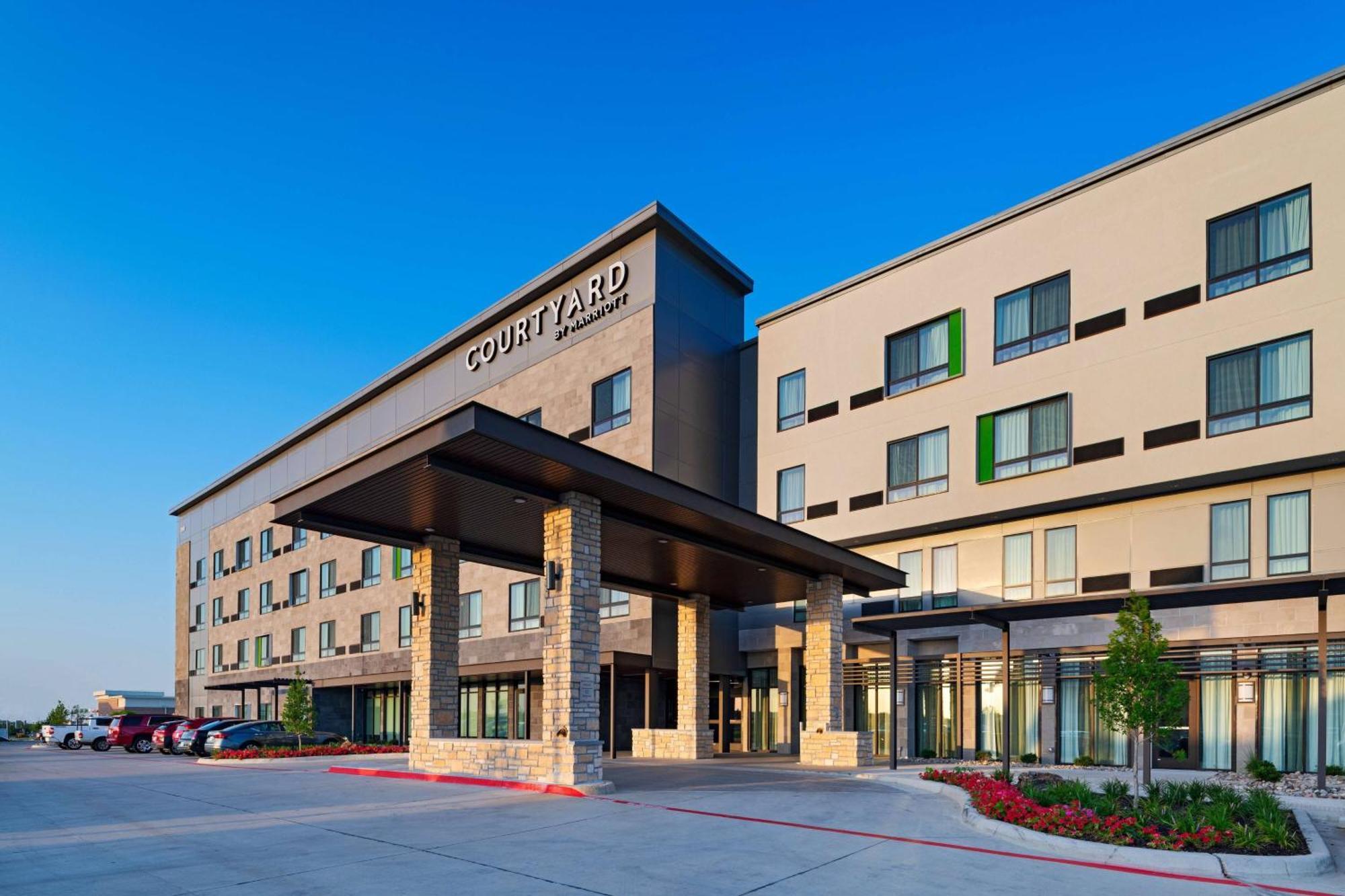 Courtyard Dallas Grand Prairie Exterior foto