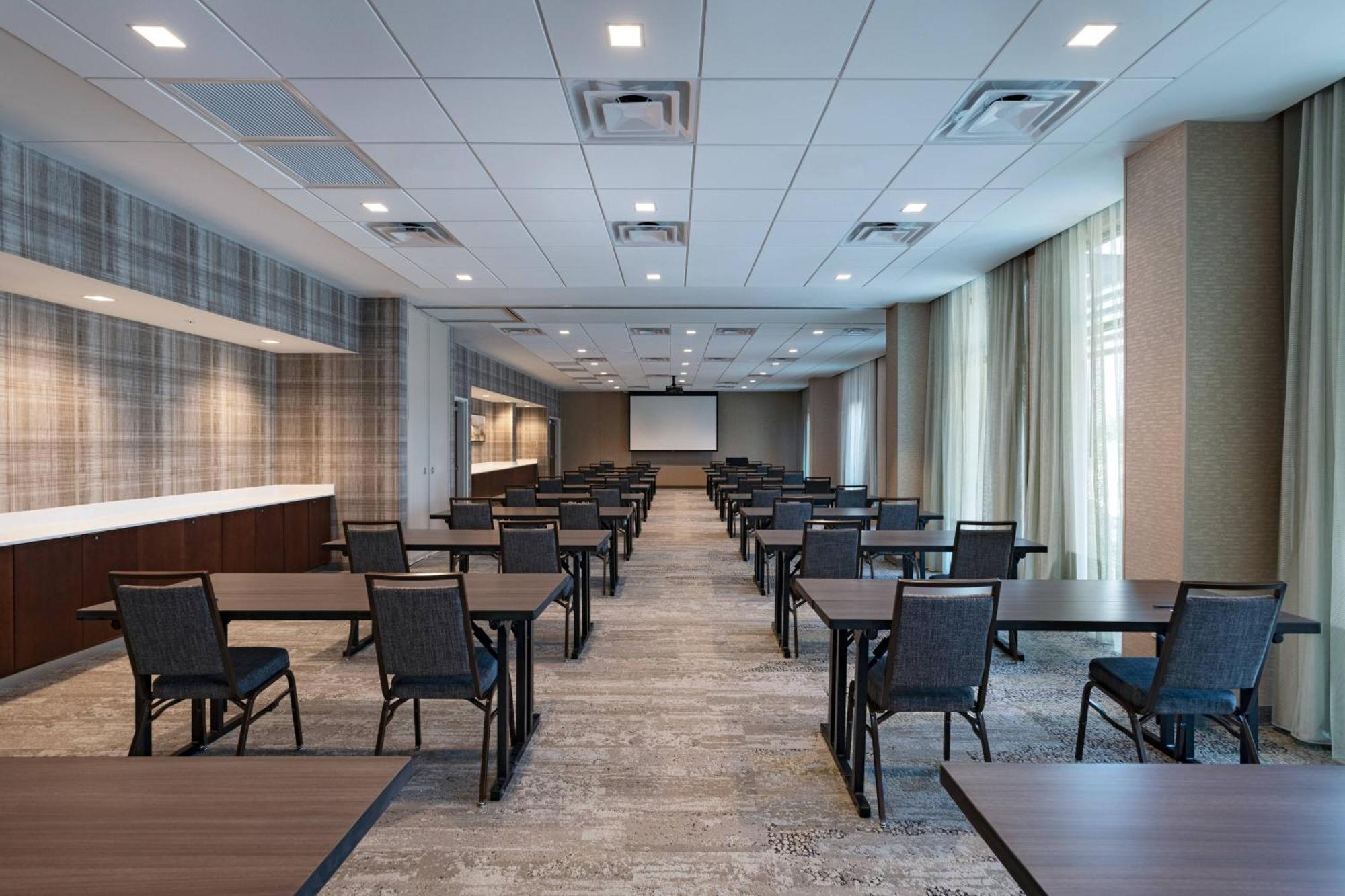 Courtyard Dallas Grand Prairie Exterior foto